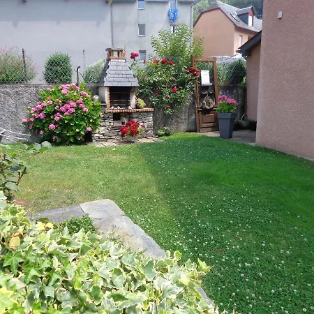 Chez Corine Marque Badet *