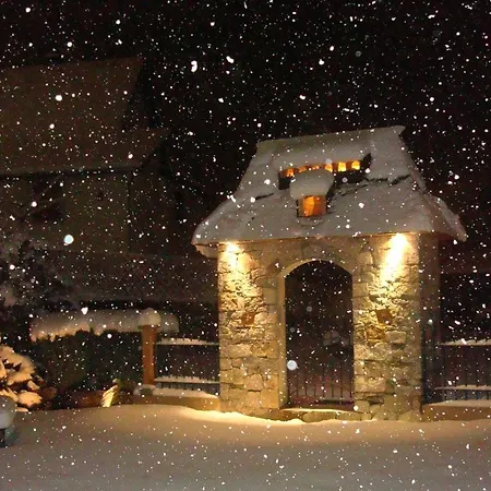 Chez Corine Marque Badet *